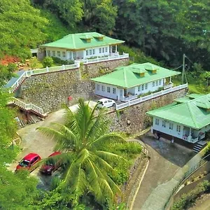 Seychelles Yellow Petals Apartment Anse Boileau