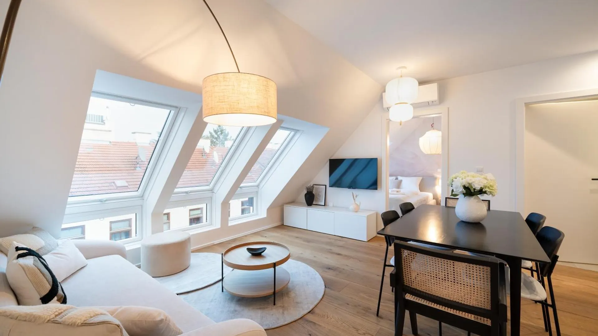 Vienna Heights Premium Apartments