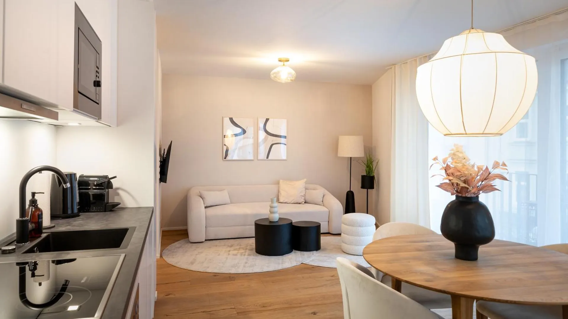 Vienna Heights Premium Apartments